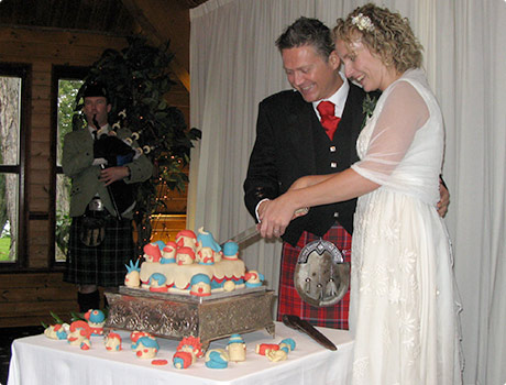 Eleanor & Andy's Wedding cake